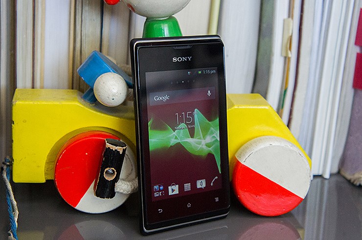 Xperia E (1).jpg